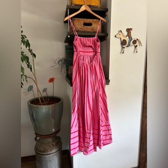 Petal & Pup PIXIE MAXI DRESS - PINK RED - Picture 5 of 10